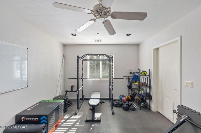 711 N Erin Avenue, Tucson, AZ 85711