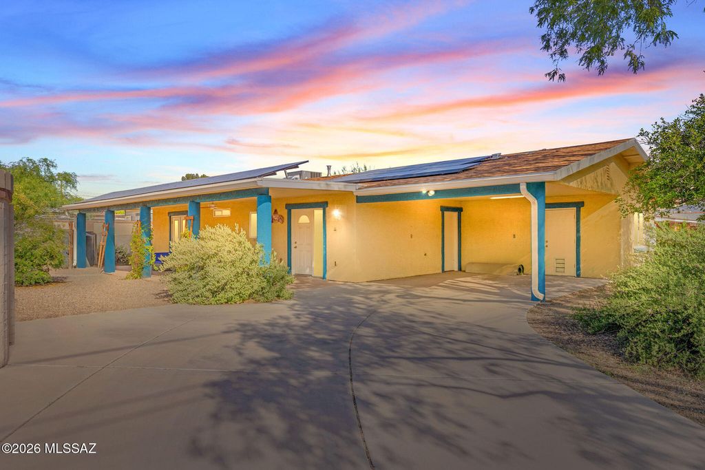 711 N Erin Avenue, Tucson, AZ 85711