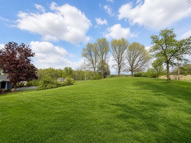 3354 Boone Grove Road, Valparaiso, IN 46385