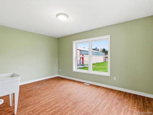 1918 Harvey Road, Kimball, MI 48074