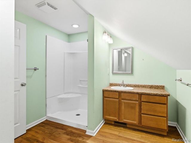 1918 Harvey Road, Kimball, MI 48074