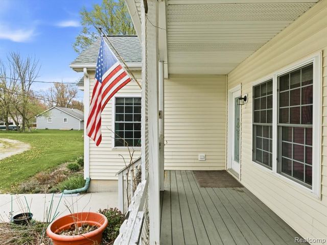 1918 Harvey Road, Kimball, MI 48074