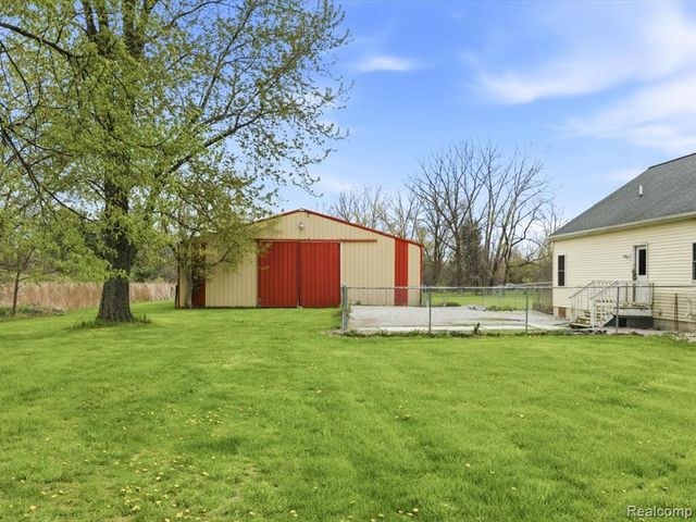 1918 Harvey Road, Kimball, MI 48074