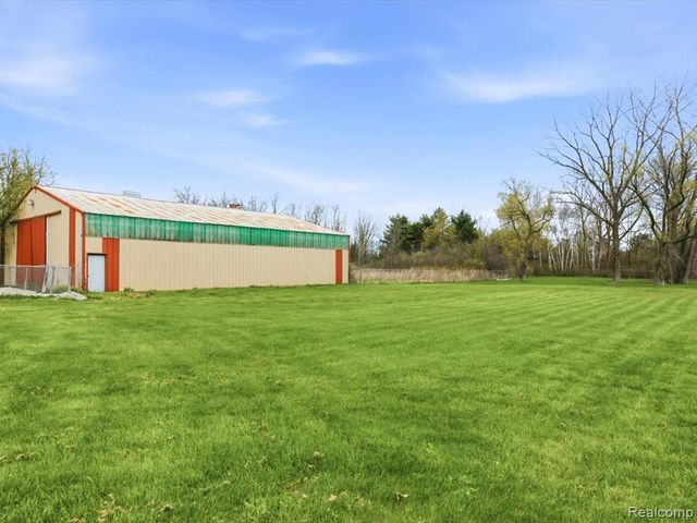 1918 Harvey Road, Kimball, MI 48074