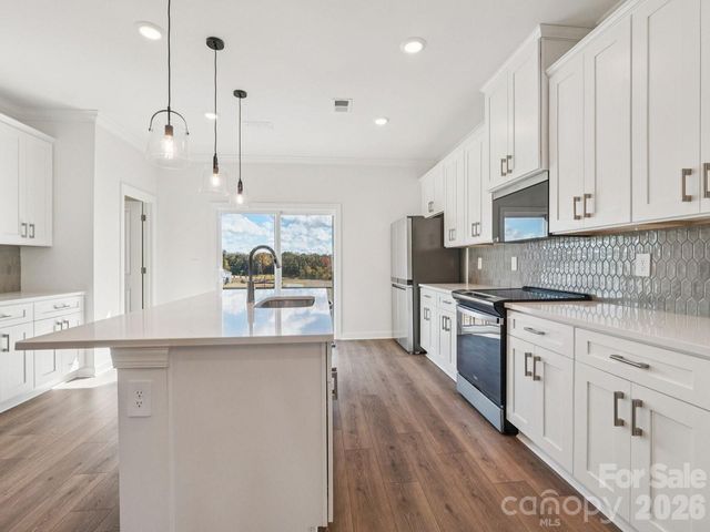 339 Golden Maple Court, Fort Mill, SC 29708