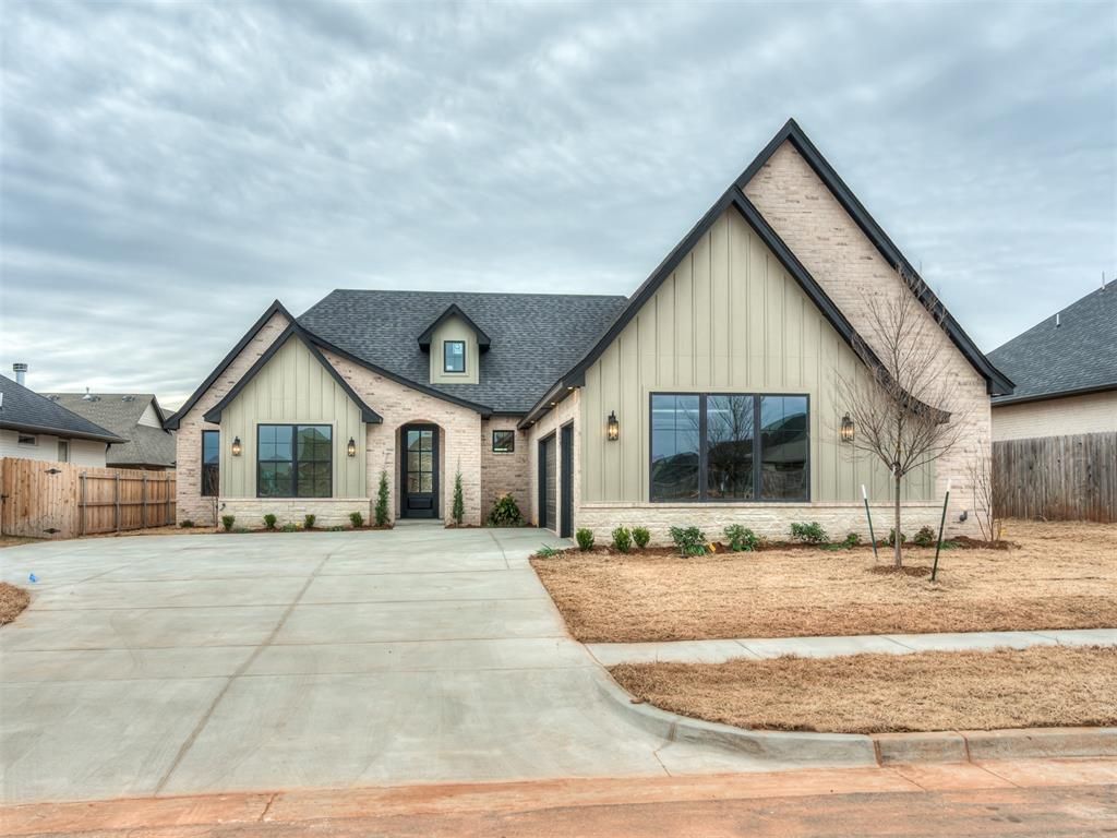 Image 3 of property listing at 6604 NW 146th Street, Oklahoma City, OK 73142