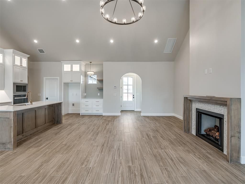 Image 7 of property listing at 6604 NW 146th Street, Oklahoma City, OK 73142