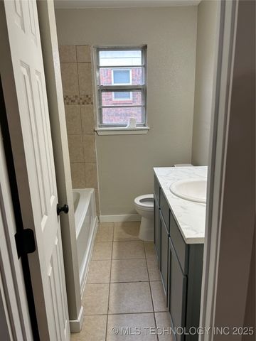 404 F Street, Stigler, OK 74462