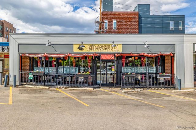 1800 Grove Street, Denver, CO 80204