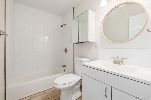 1800 Grove Street, Denver, CO 80204