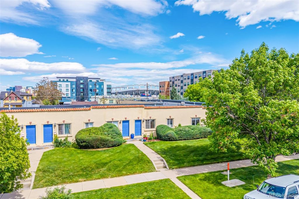 1800 Grove Street, Denver, CO 80204