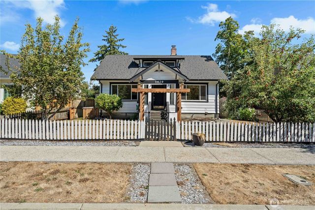 1929 S Sprague Avenue, Tacoma, WA 98405