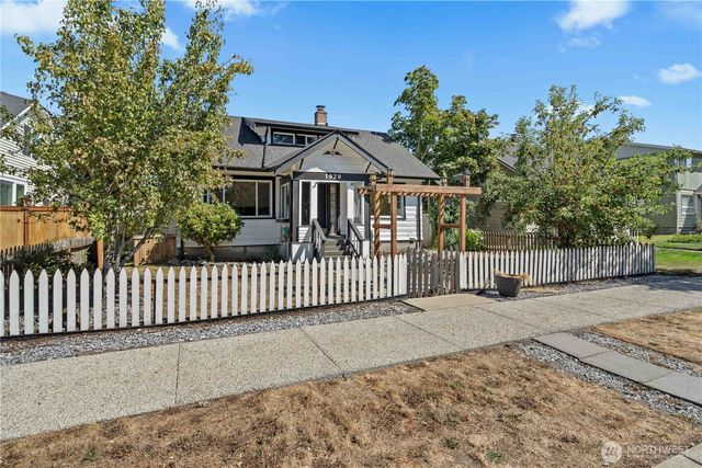 1929 S Sprague Avenue, Tacoma, WA 98405
