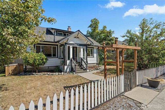 1929 S Sprague Avenue, Tacoma, WA 98405