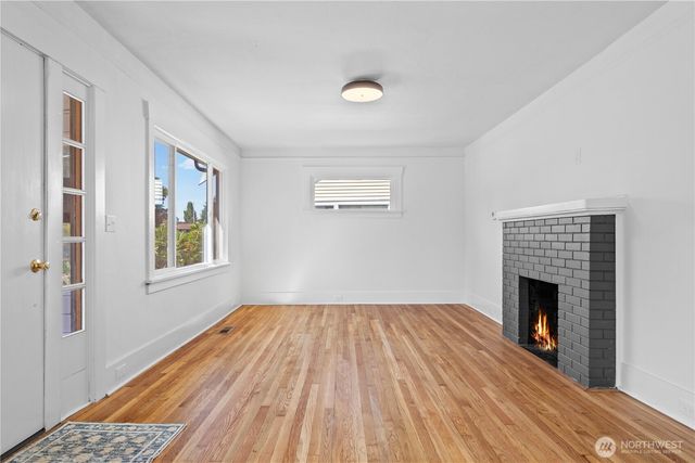1929 S Sprague Avenue, Tacoma, WA 98405