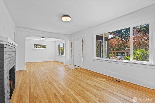 1929 S Sprague Avenue, Tacoma, WA 98405