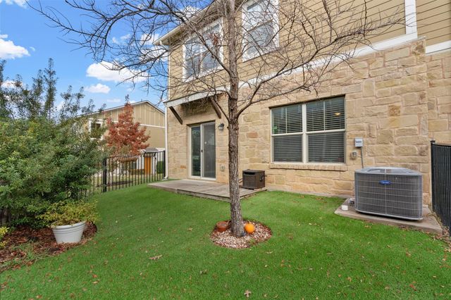 516 E Slaughter LN 2203, Austin, TX 78744