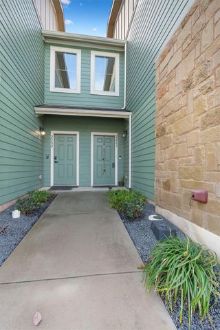 516 E Slaughter LN 2203, Austin, TX 78744