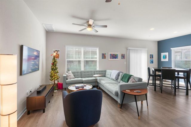 516 E Slaughter LN 2203, Austin, TX 78744