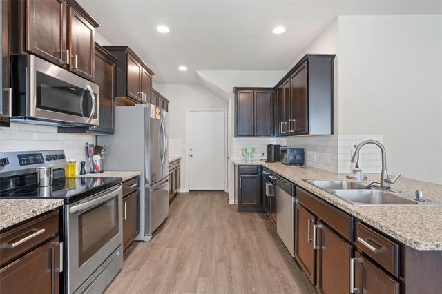 516 E Slaughter LN 2203, Austin, TX 78744