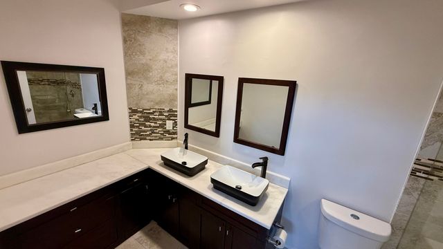 5138 Woodruff Lane, Palm Beach Gardens, FL 33418