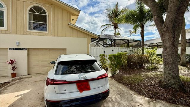 5138 Woodruff Lane, Palm Beach Gardens, FL 33418