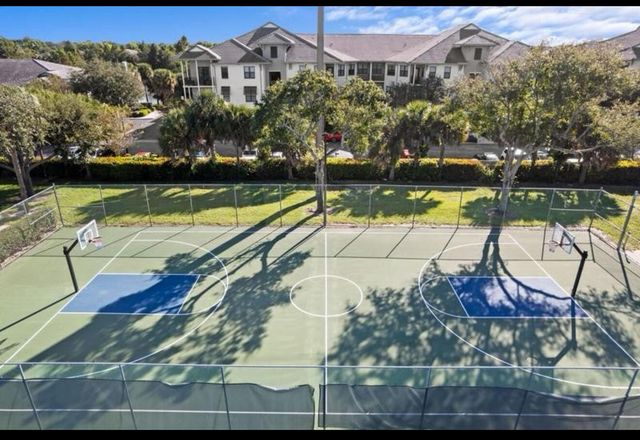 5138 Woodruff Lane, Palm Beach Gardens, FL 33418