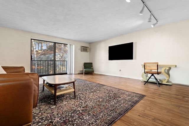 9 Broadway 210, Saugus, MA 01906