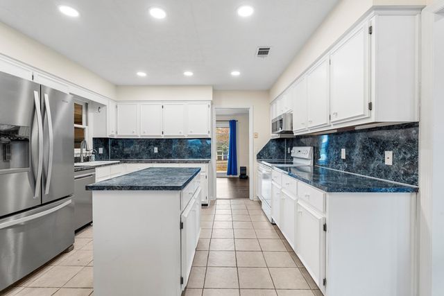 3 Panstone Court, Columbus, GA 31909