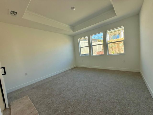 8111 Cottonwood Drive, Friant, CA 93626