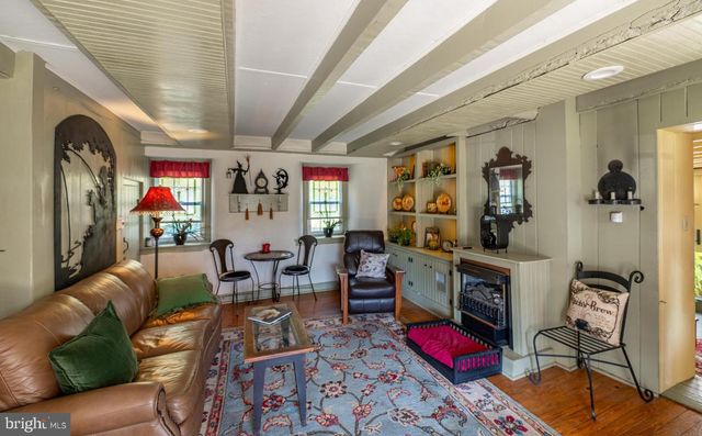 547 BALTIMORE PIKE, Glen Mills, PA 19342