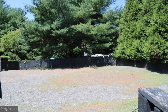 547 BALTIMORE PIKE, Glen Mills, PA 19342