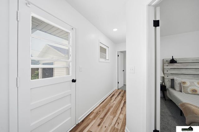 6620 BENTON Street, Lincoln, NE 68507