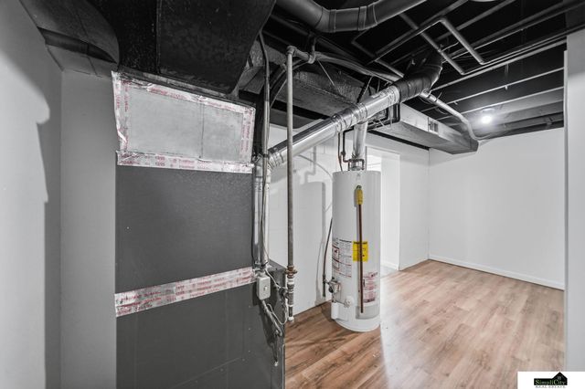 6620 BENTON Street, Lincoln, NE 68507