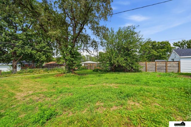 6620 BENTON Street, Lincoln, NE 68507