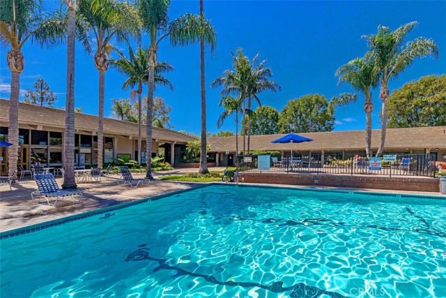 8788 Coral Springs Court 205A, Huntington Beach, CA 92646