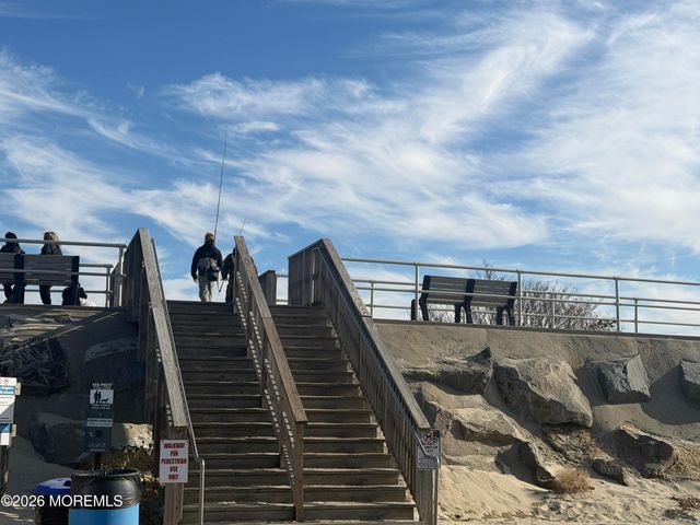 6 Beach Street, Sea Bright, NJ 07760