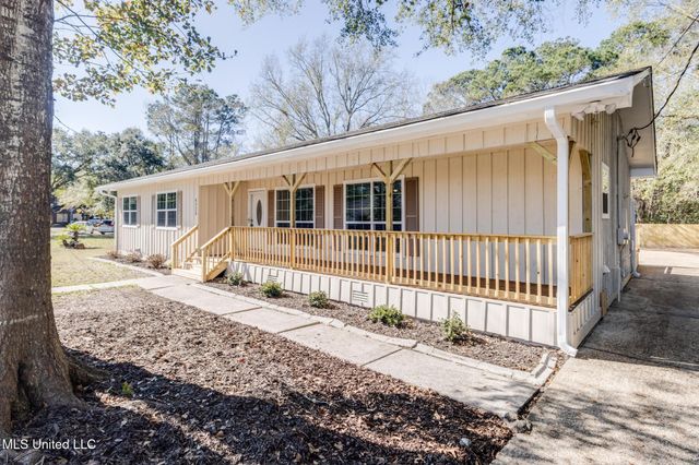 6329 Anela Drive, Diamondhead, MS 39525