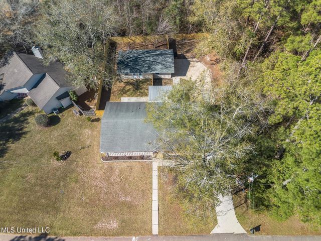 6329 Anela Drive, Diamondhead, MS 39525