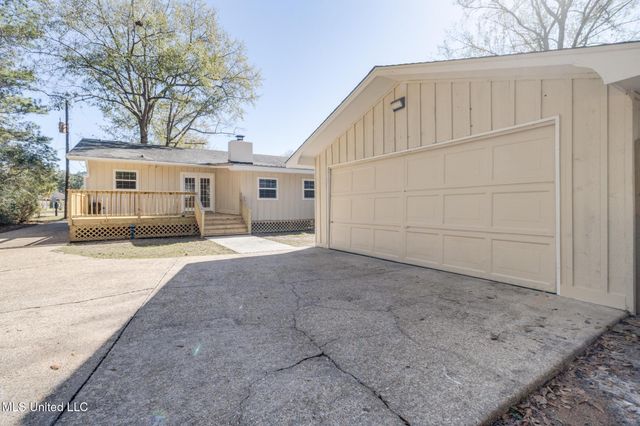 6329 Anela Drive, Diamondhead, MS 39525