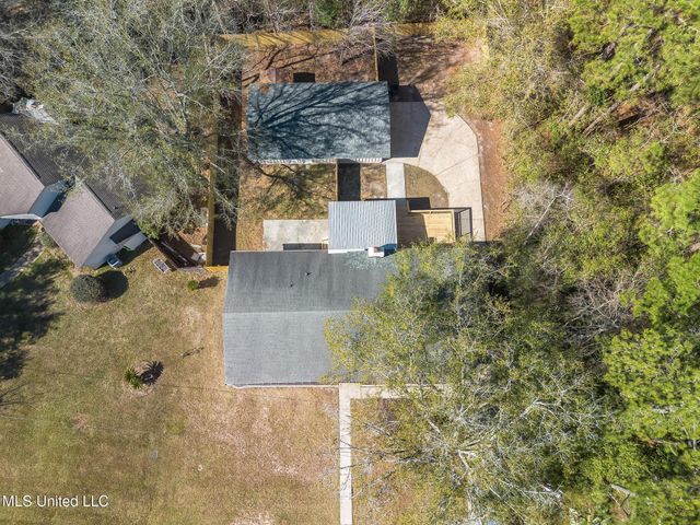 6329 Anela Drive, Diamondhead, MS 39525