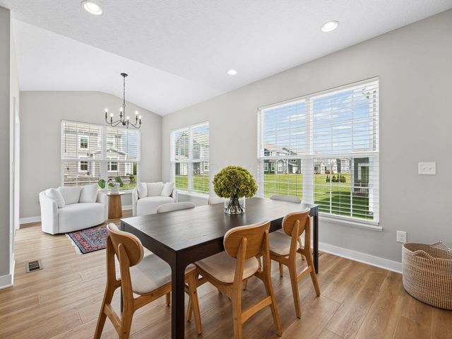 8600 Foxglove Drive, Plain City, OH 43064