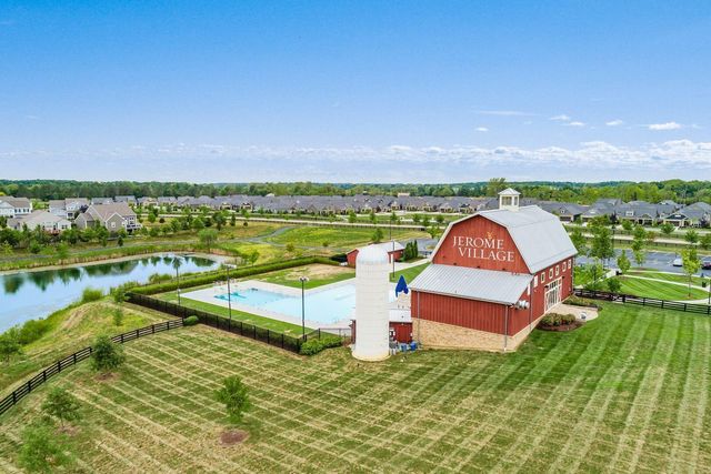 8600 Foxglove Drive, Plain City, OH 43064