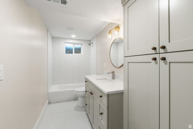 6909 S 90 E, Midvale, UT 84047
