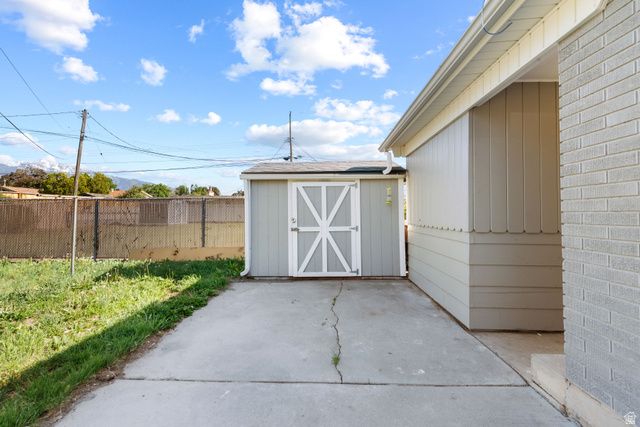 6909 S 90 E, Midvale, UT 84047