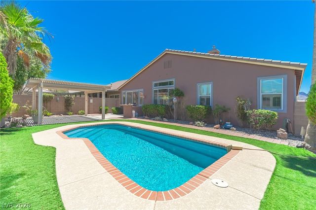 1040 Island Falls Avenue, Henderson, NV 89015