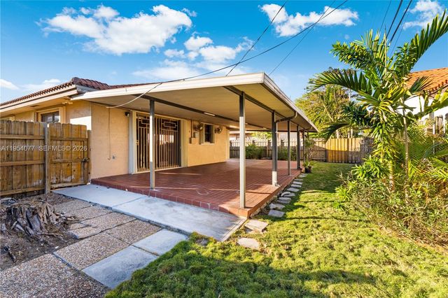 3895 SW 68th Ave, Miami, FL 33155