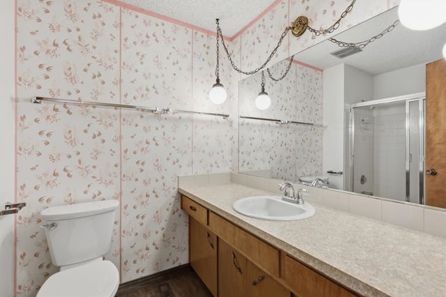6911 S Oak Rd, Spokane, WA 99224