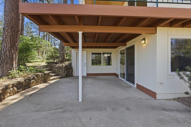 6911 S Oak Rd, Spokane, WA 99224