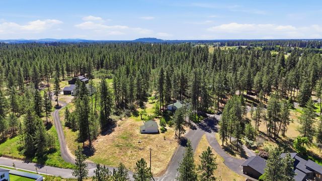 6911 S Oak Rd, Spokane, WA 99224